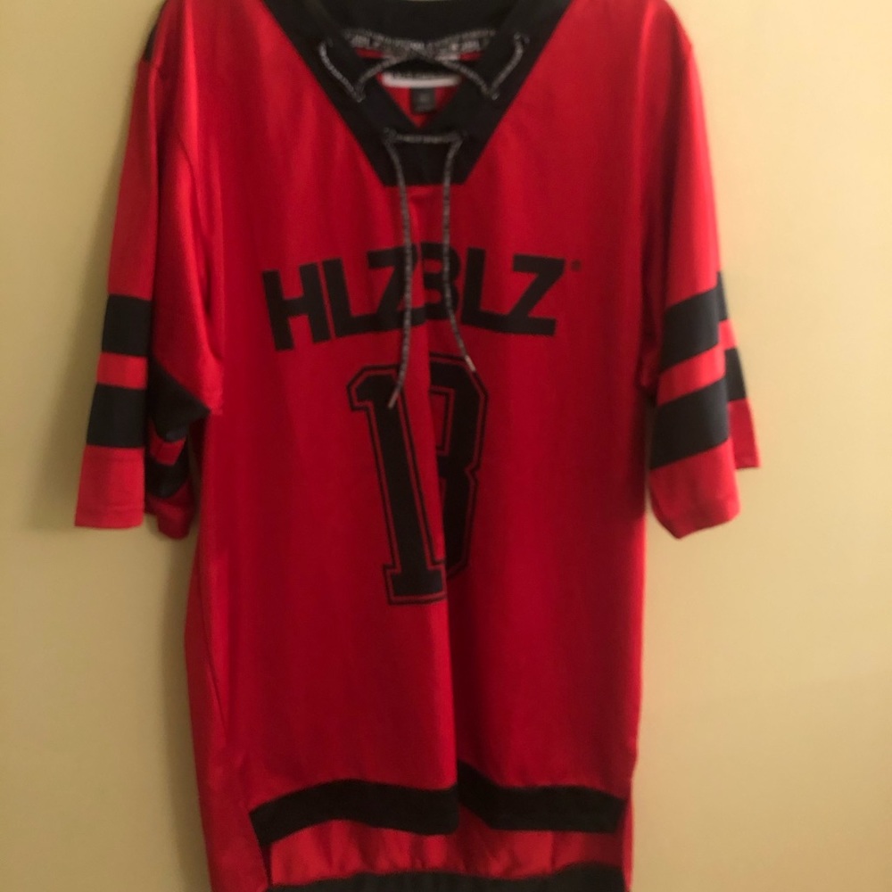 Sporty jersey